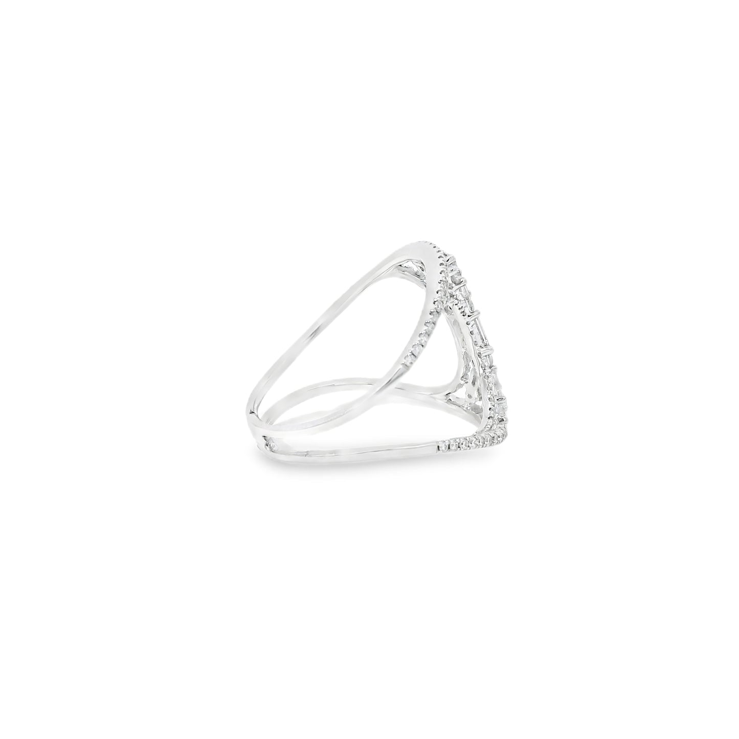 14k White Gold 0.17ct Baguette Cut and 0.31ct Round Brilliant Diamonds Split Shank Ring