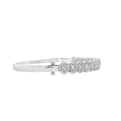 14k White Gold 2.79ctw Round Diamond Bangle Bracelet