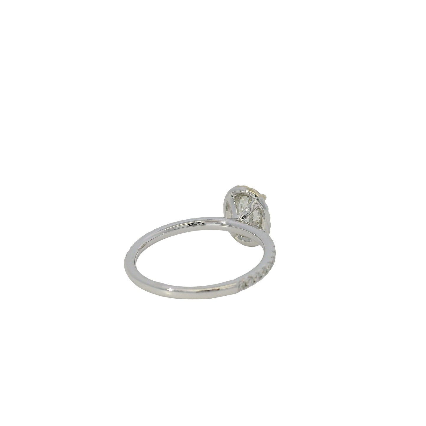 18k White Gold GIA Certified 0.71ct Oval Cut Diamond Engagement Ring