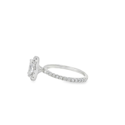 18k White Gold GIA Certified 0.70ct Oval Cut Diamond Engagement Ring