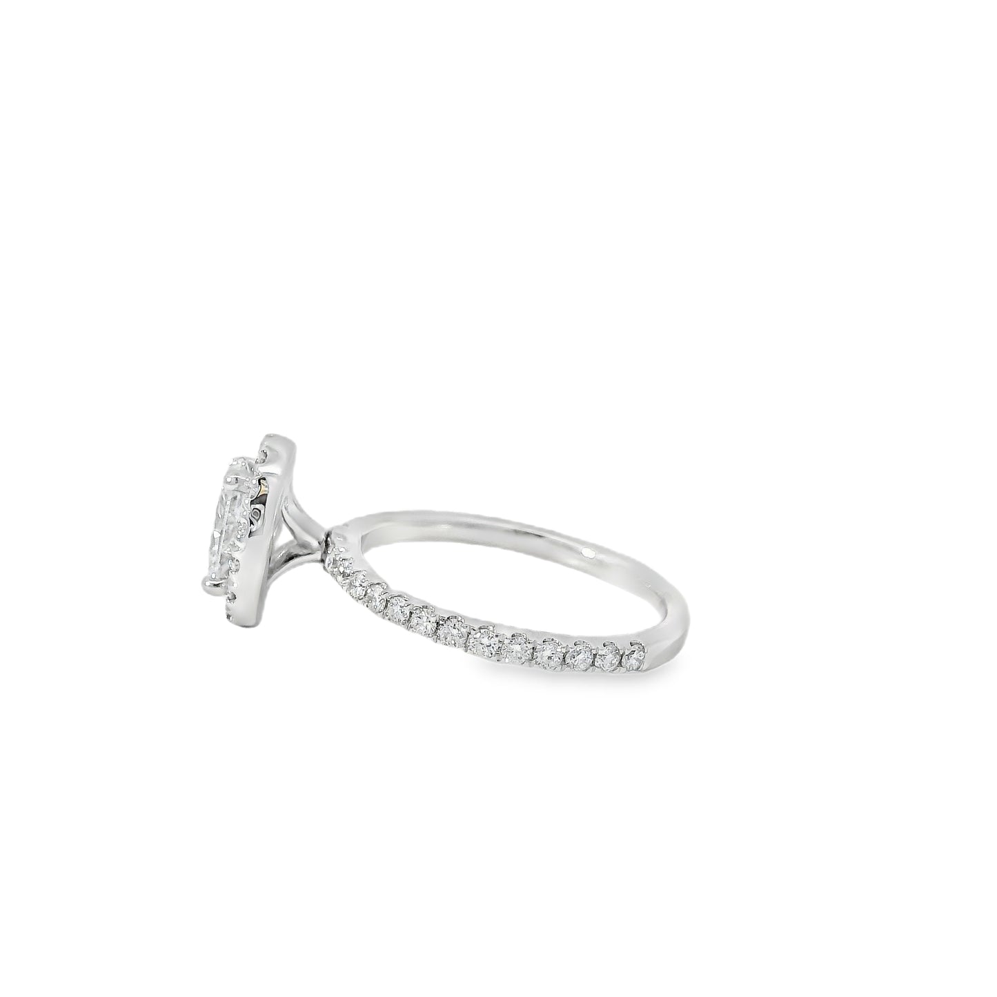 18k White Gold GIA Certified 0.70ct Oval Cut Diamond Engagement Ring