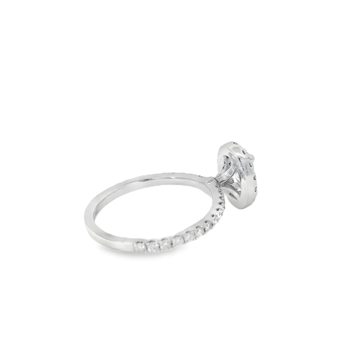 18k White Gold GIA Certified 0.70ct Oval Cut Diamond Engagement Ring