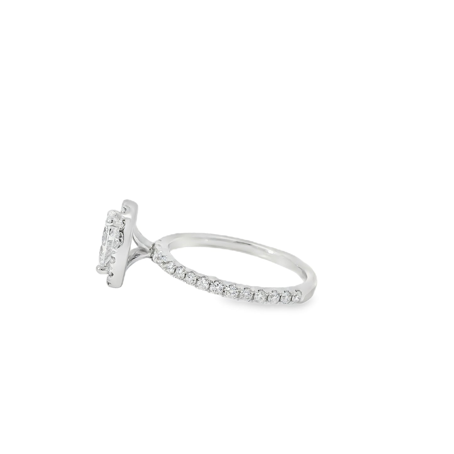 18k White Gold GIA Certified 0.70ct Oval Cut Diamond Engagement Ring