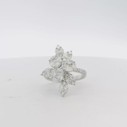 14k White Gold 1.83ctw Natural Mixed Cut Diamond Flower Ring