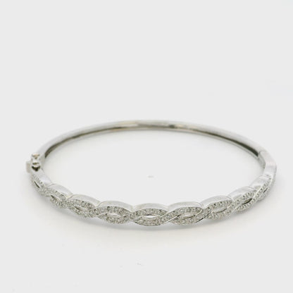 14k White Gold 0.85ctw Twisted Style Diamond Bangle Bracelet