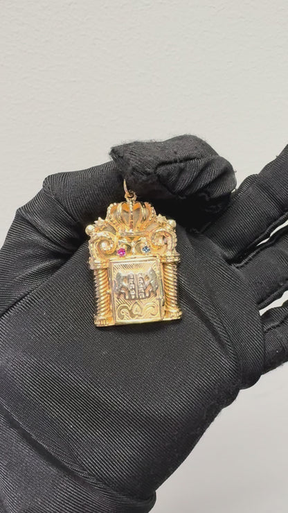 14k Yellow Gold Openable Torah Scroll Pendant