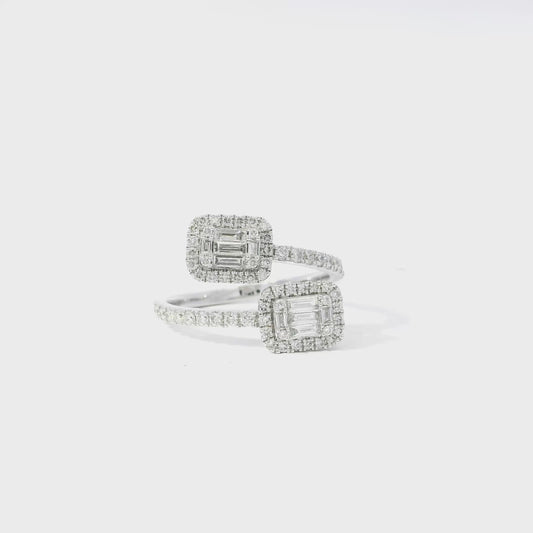 14k White Gold 0.28ct Baguette Cut and 0.45ct Round Brilliant Diamond in a Toi et Moi Ring