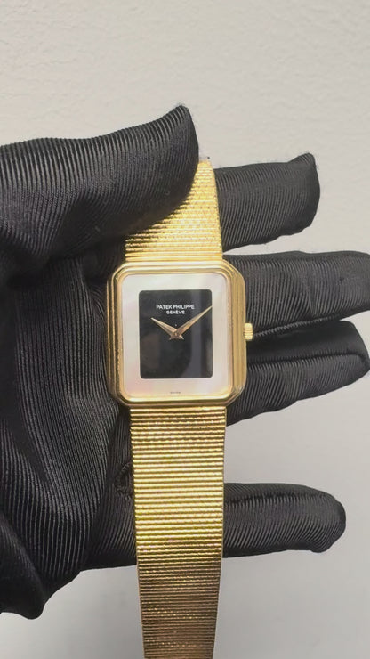 Vintage Patek Philippe Geneve 3851/1 Onyx Nacre Mother of Pearl 18k Yellow Gold Watch