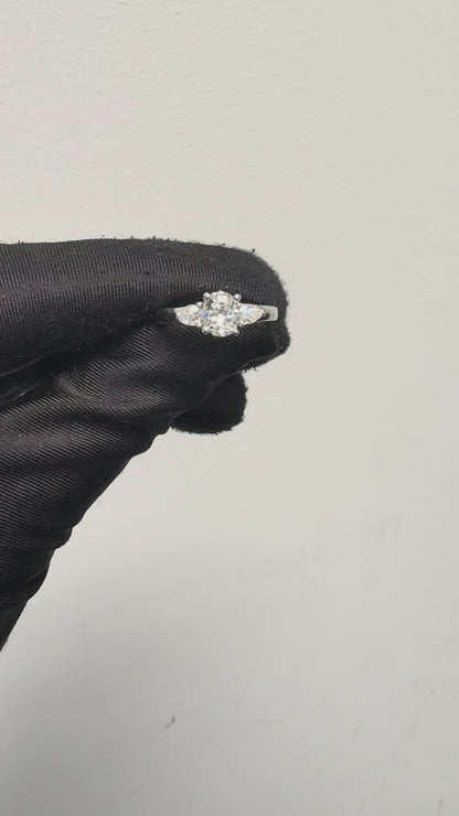 Platinum GIA Certified 0.80ct Oval Diamond Engagement Ring