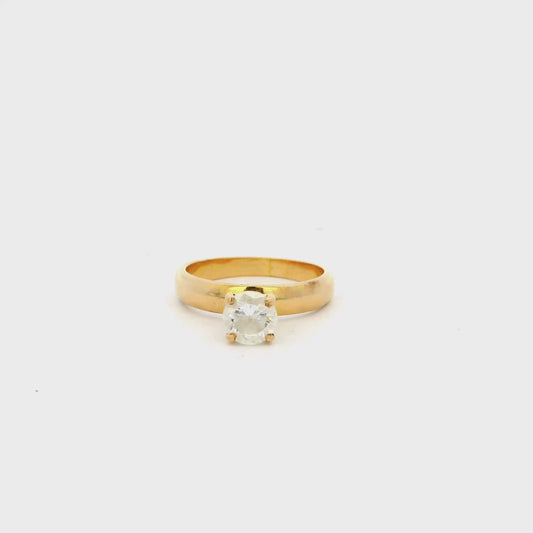 18k Yellow Gold 0.75ct Solitaire Ring Featuring a Round Cut Diamond