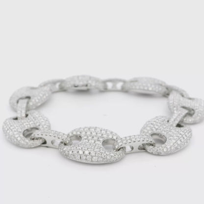 18k White Gold 16.05ctw Gucci Link Diamond Bracelet