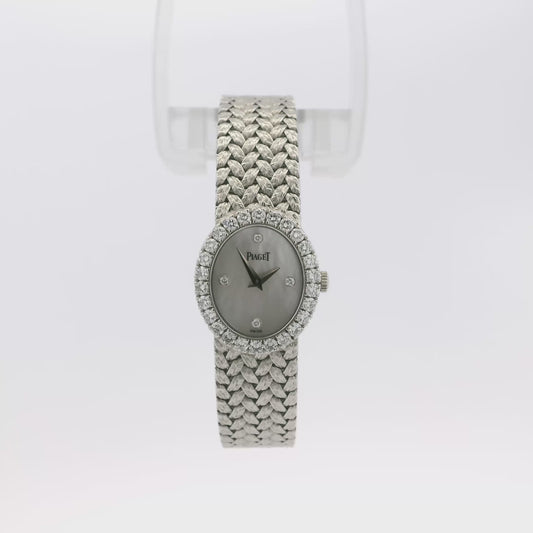 Piaget 8326 D2 18k White Gold Mother of Pearl Dial Watch