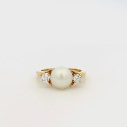 Vintage 14k Yellow Gold Pearl and Diamond Ring