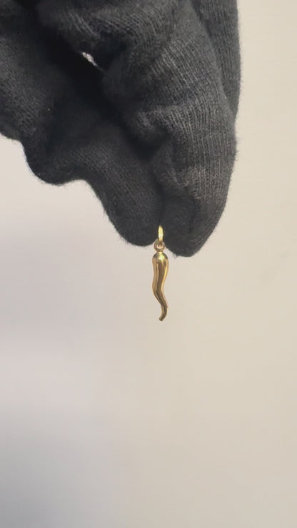 Vintage 14k Yellow Gold Italian Horn Pendant