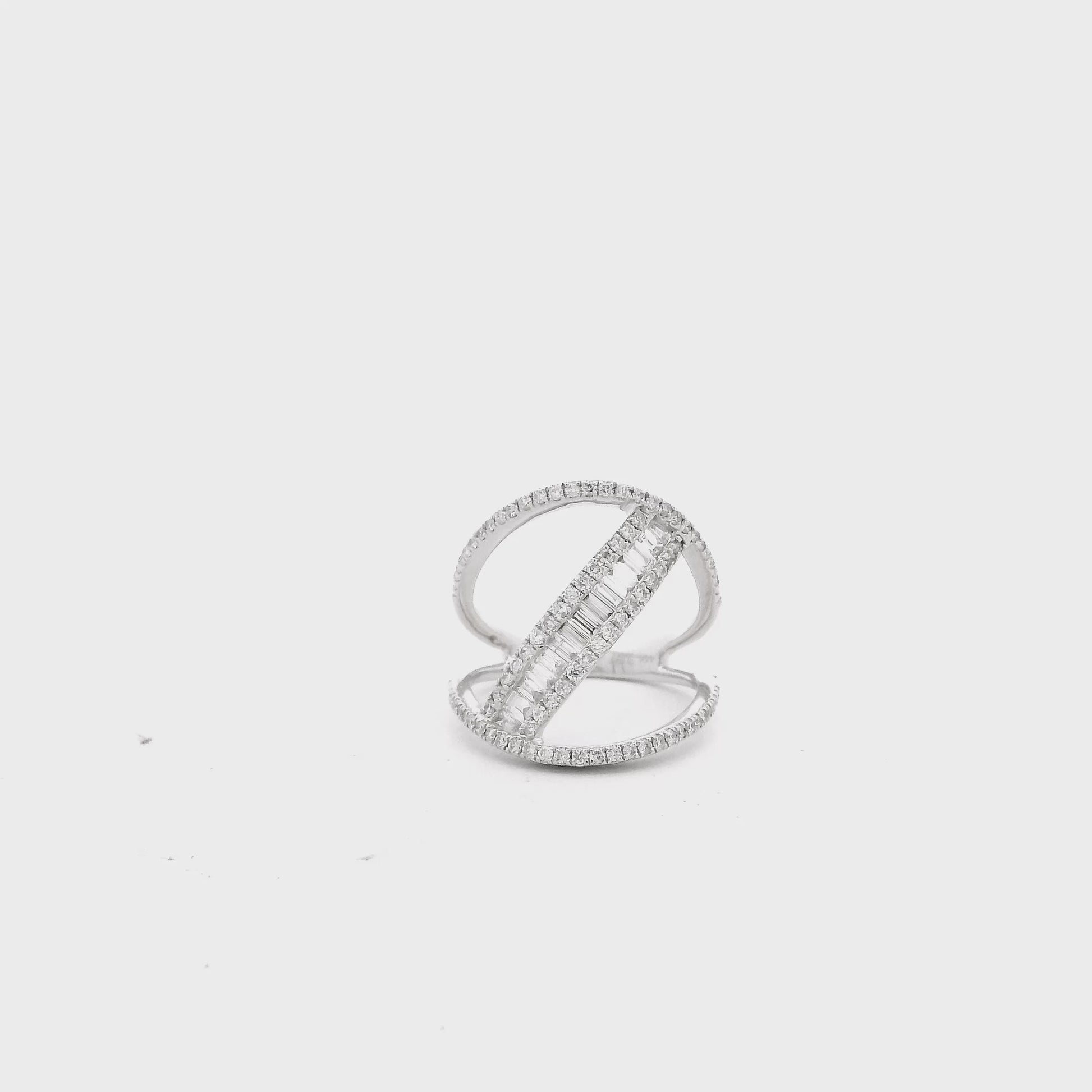 A30321193 product video