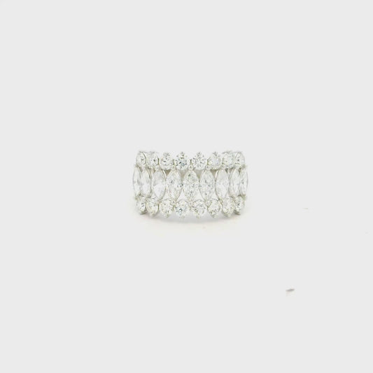 14k White Gold 1.00ctw Marquise Cut and 1.00ctw of Round Brilliant Diamonds Ring
