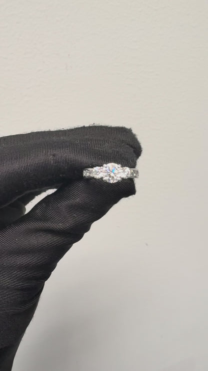 Platinum approx. 1.36ctw Natural Round Diamond Engagement Ring