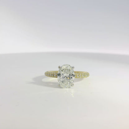 18k White and Yellow Gold GIA Certified 2.01ctw Oval Diamond Ring
