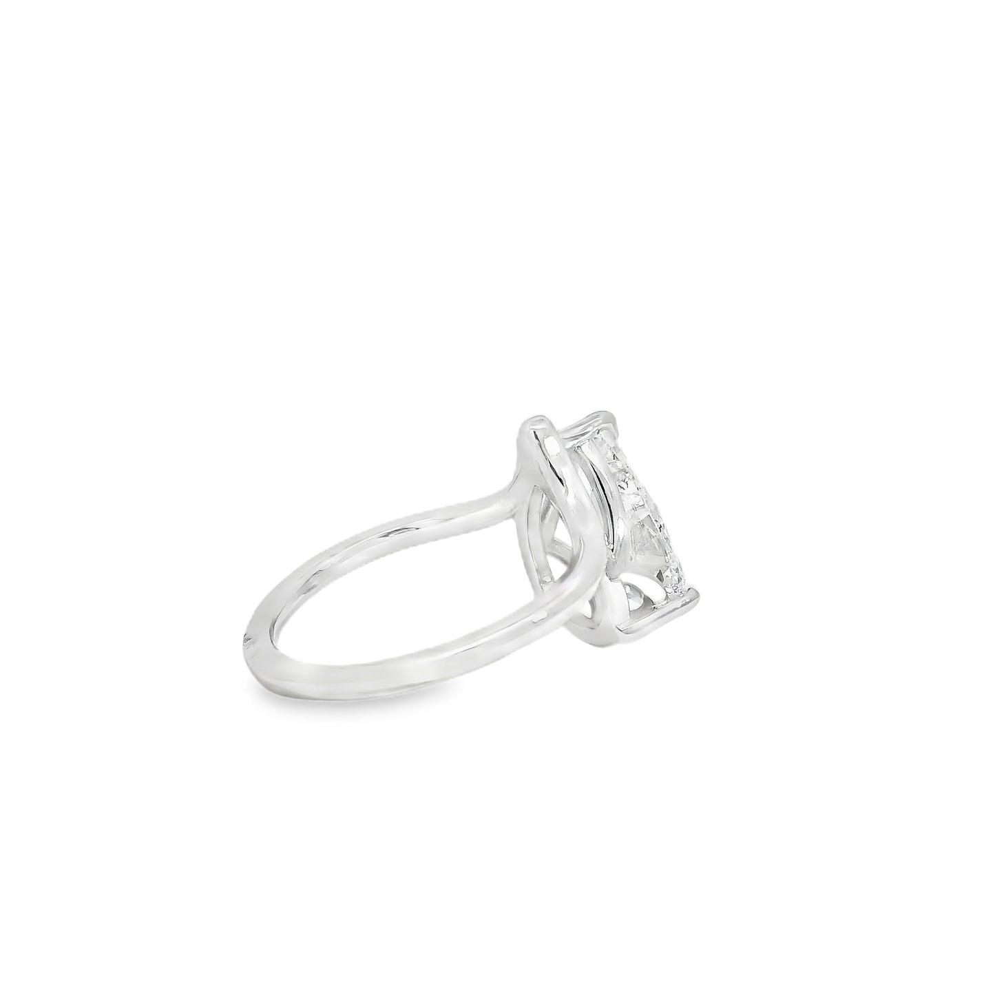 14k White Gold 2.88ct Pear Cut Diamond Engagement Ring