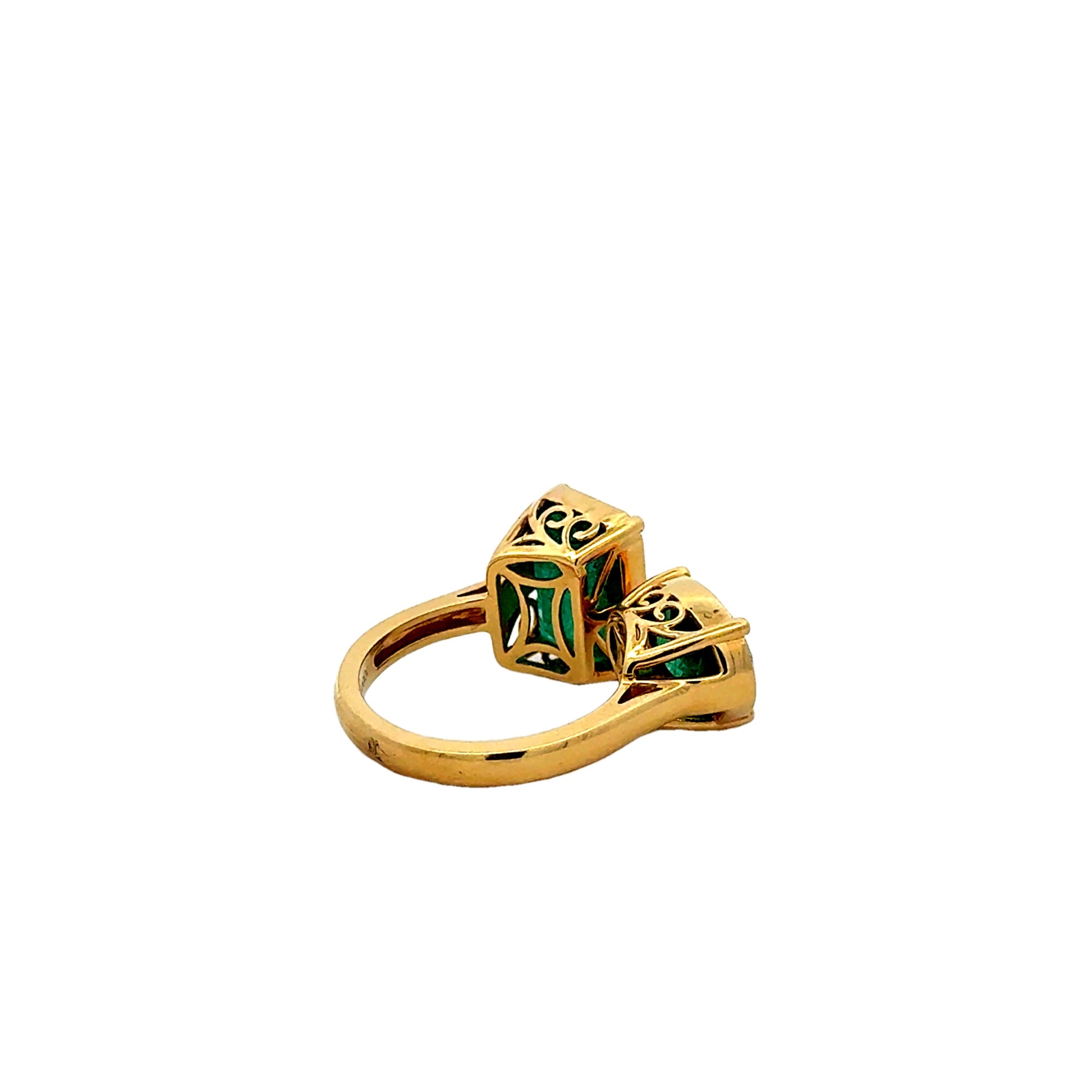 18k Yellow Gold 7.65ctw Two-Stone Natural Emerald Toi et Moi Ring — photo 10 of 12