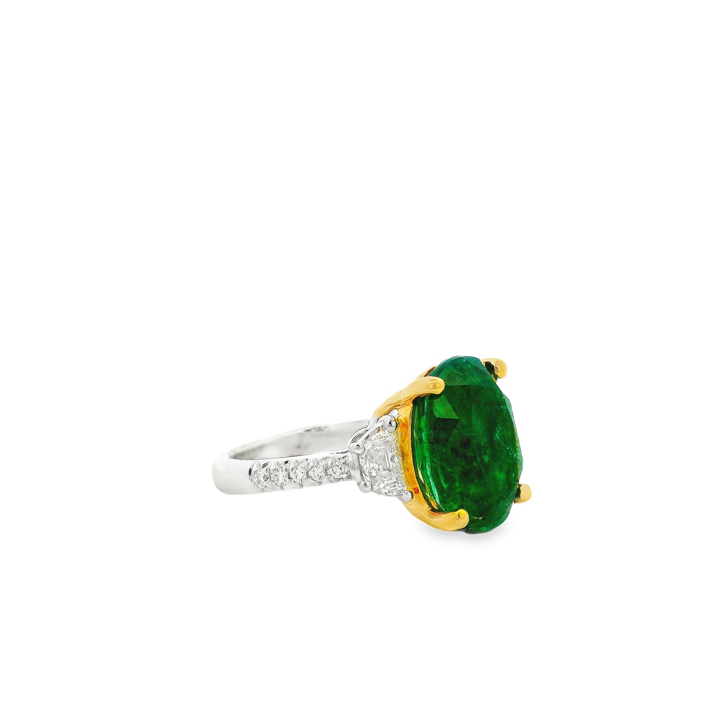 18k Two-Tone Gold 8.00ct Oval Cut Natural Emerald and 0.38ctw Diamond Ring — photo 12 of 12