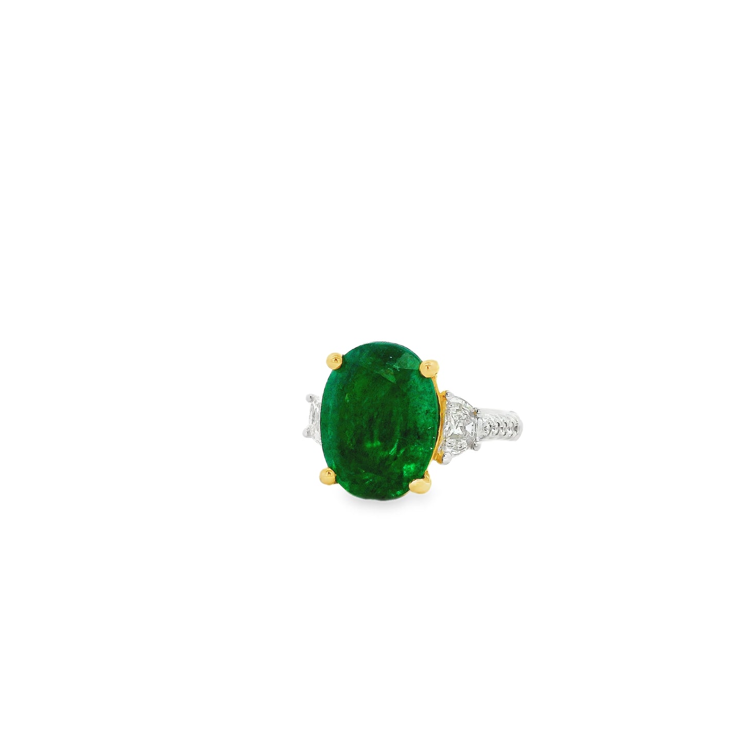 18k Two-Tone Gold 8.00ct Oval Cut Natural Emerald and 0.38ctw Diamond Ring — left three-quarter angle