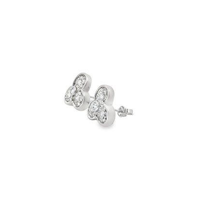 14k White Gold 1.00ctw Round Diamond Floral Cluster Earrings — right three-quarter angle