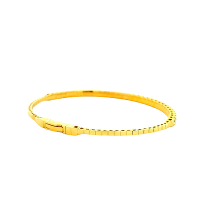 14k Yellow Gold 5.80ctw Round Brilliant Diamond Halfway Bangle Bracelet — macro detail of the clasp