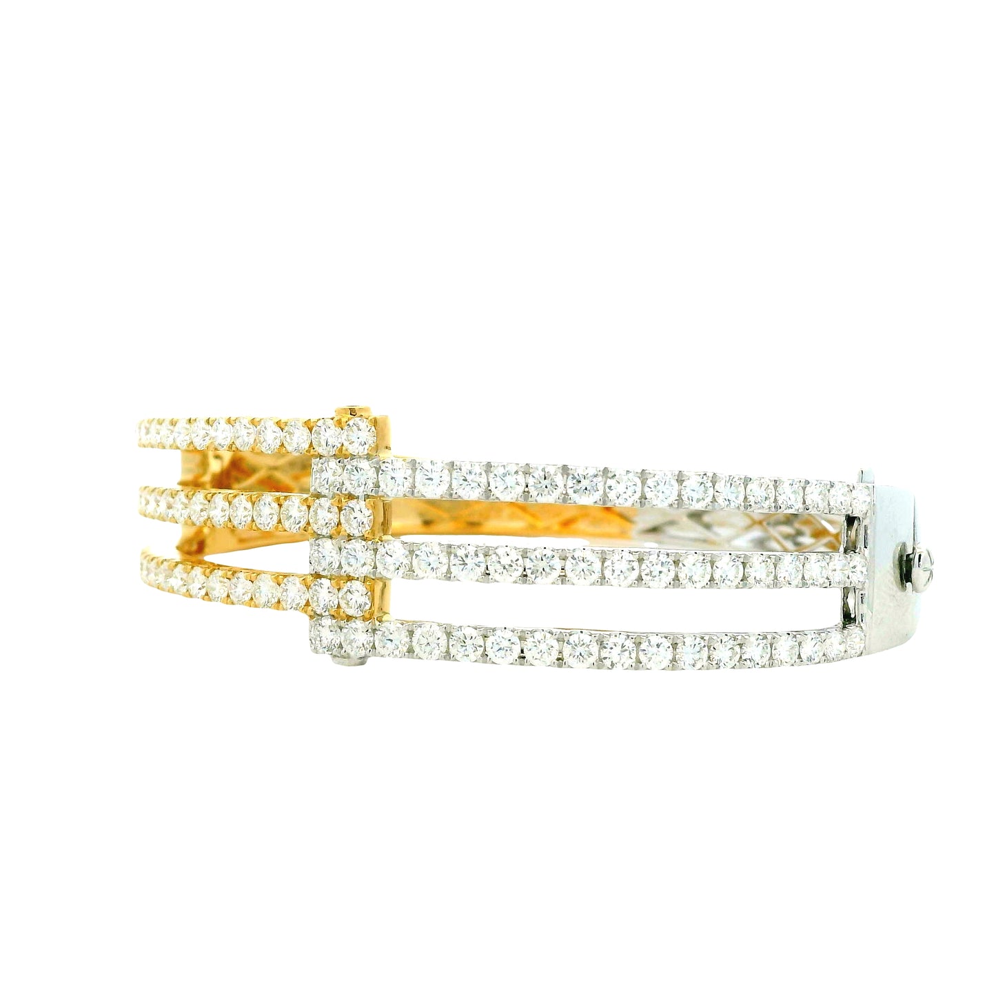 18k White and Yellow Gold 5.21ctw Round Brilliant Diamond Two-Tone Bangle Bracelet — macro detail of the clasp