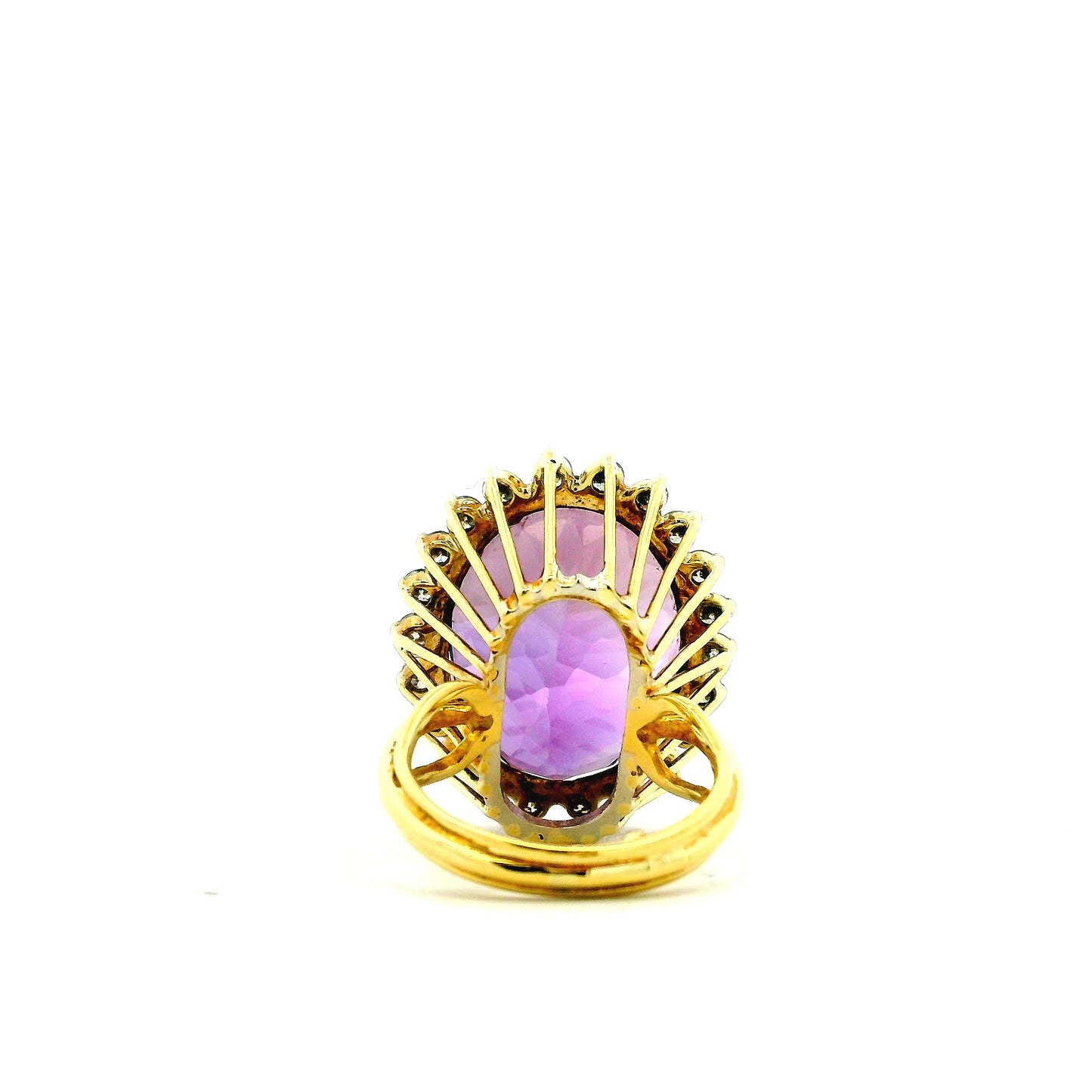 14k Yellow Gold 30ct Oval Amethyst Halo Diamond Accent Cocktail Ring — macro detail of the stones