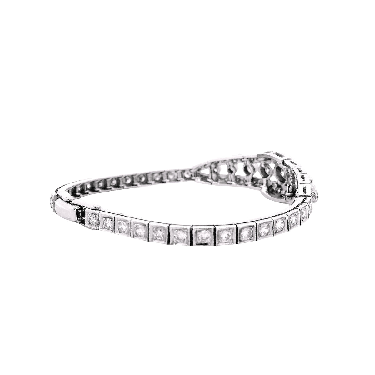 14k White Gold 2.50ctw Round Brilliant Diamond Art Deco Cluster Bracelet — macro detail of the clasp
