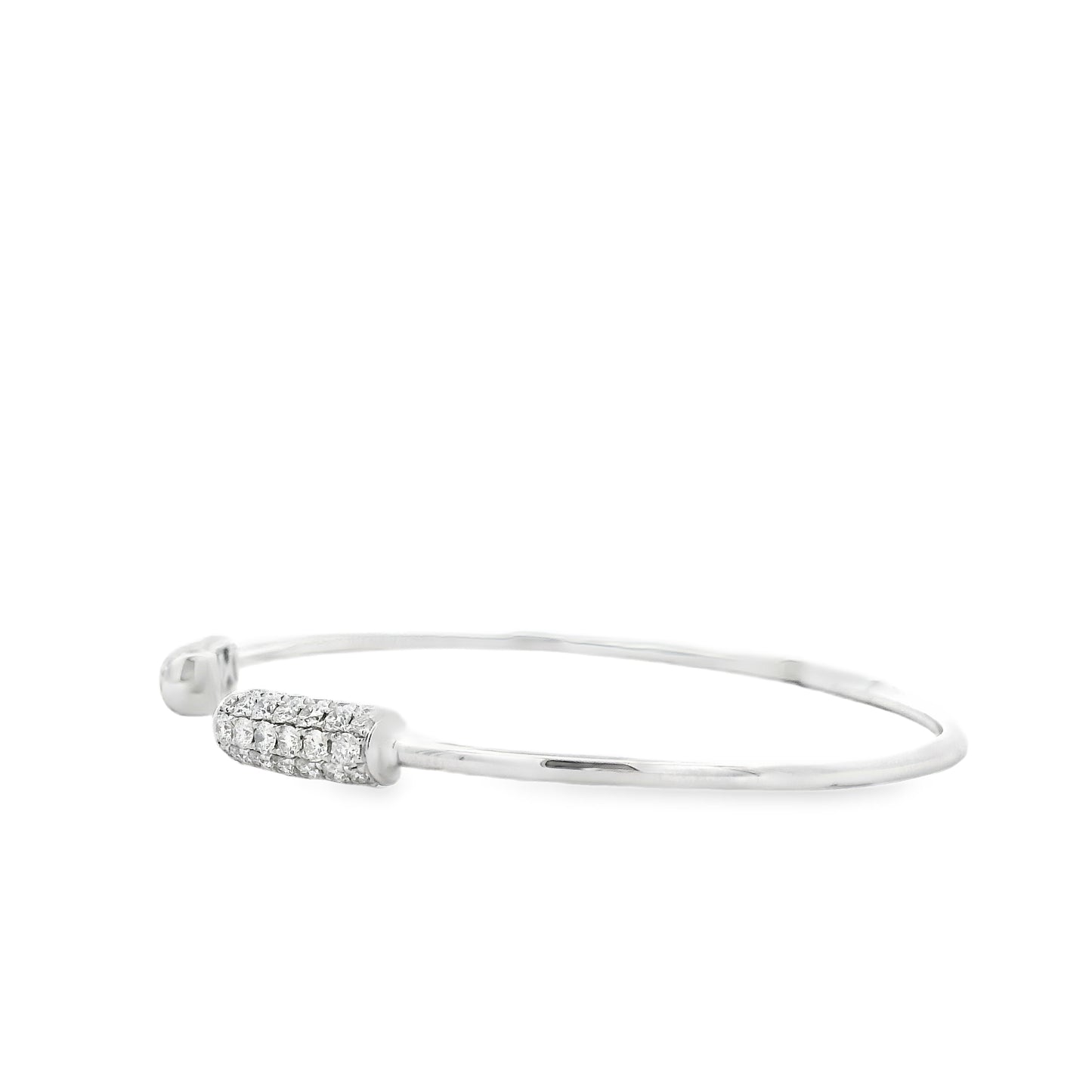 18k White Gold 1.34ctw Round Brilliant Diamond Pavé Cuff Bangle Bracelet — macro detail of the clasp