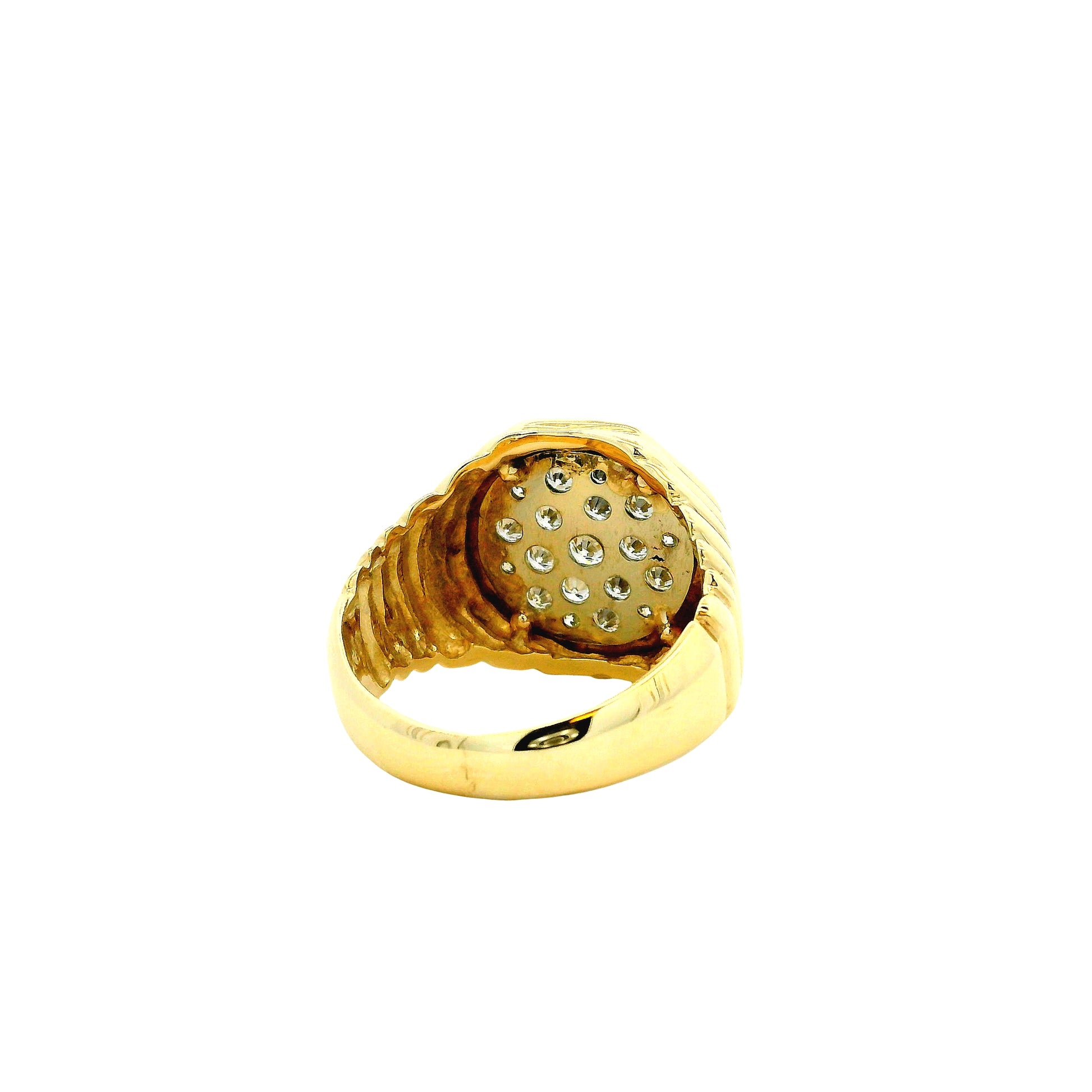 14k Yellow Gold 1.8ctw Round Diamond Pavé Cluster Cocktail Ring — macro detail of the stones