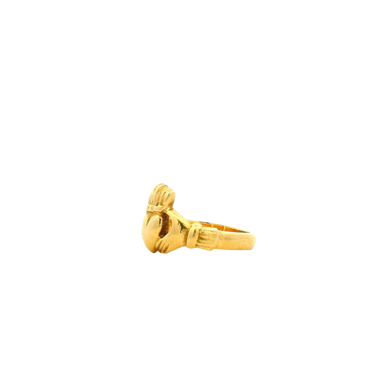 14k Yellow Gold Claddagh Irish Friendship Ring — macro detail of the stones