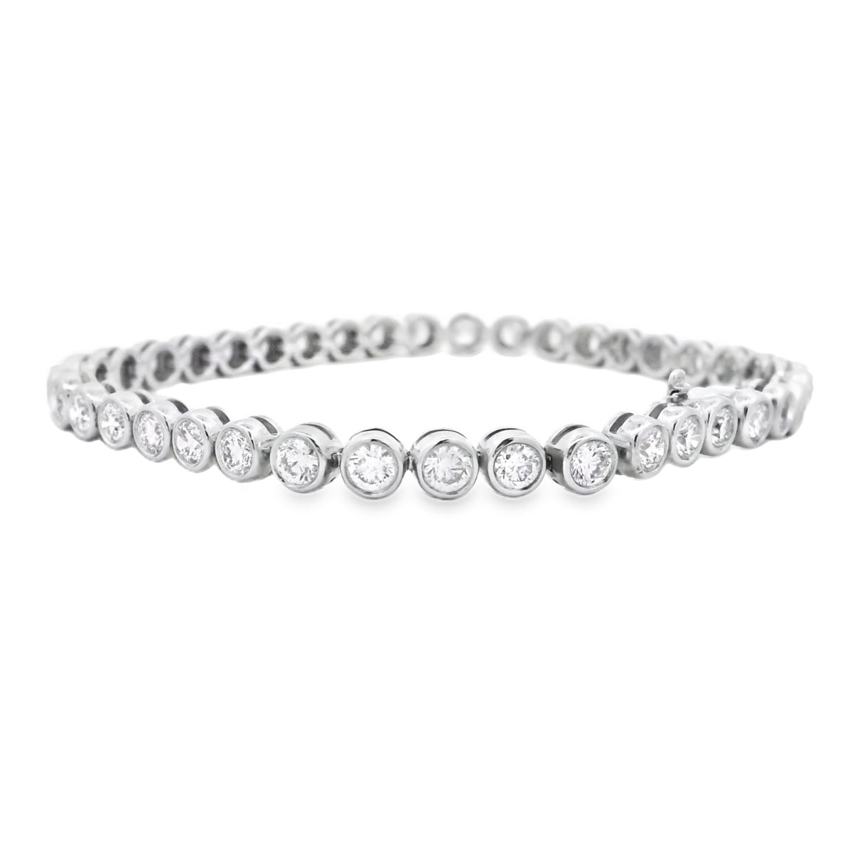 18k White Gold 4.90ctw Round Brilliant Bezel Set Diamond Tennis Bracelet — macro detail of the clasp