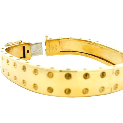 Roberto Coin Pois Moi 18k Yellow Gold Two Row Diamond Square Bangle Bracelet — macro detail of the clasp