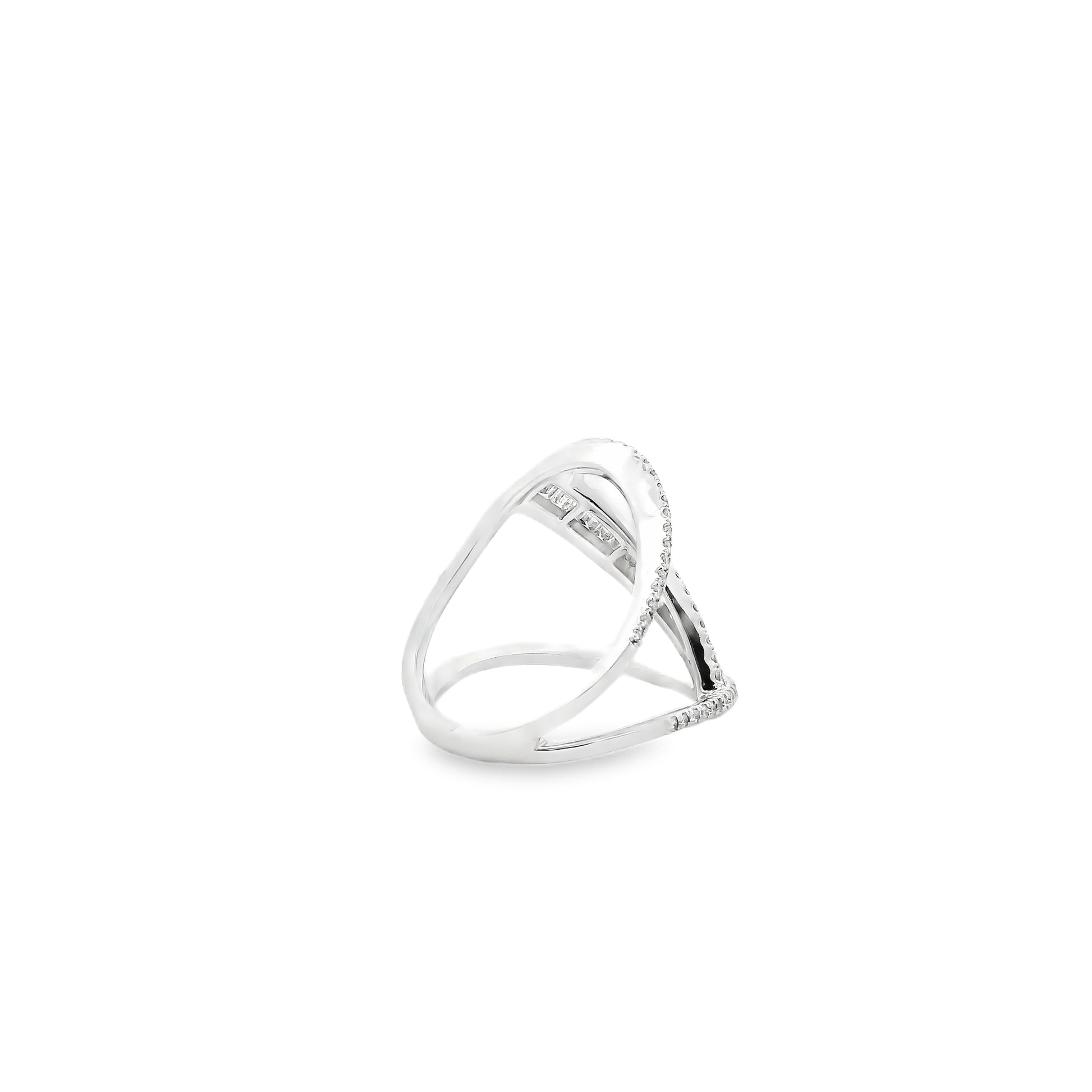 14k White Gold 0.90ctw Baguette and Round Brilliant Diamond Bypass Ring — macro detail of the stones