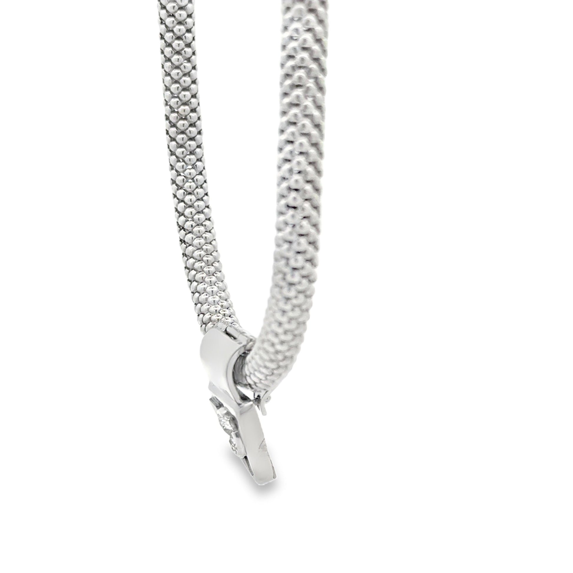 18k White Gold Mesh Choker Necklace & 14k White Gold 1.67ct Round Brilliant Diamond… — macro detail of the centerpiece