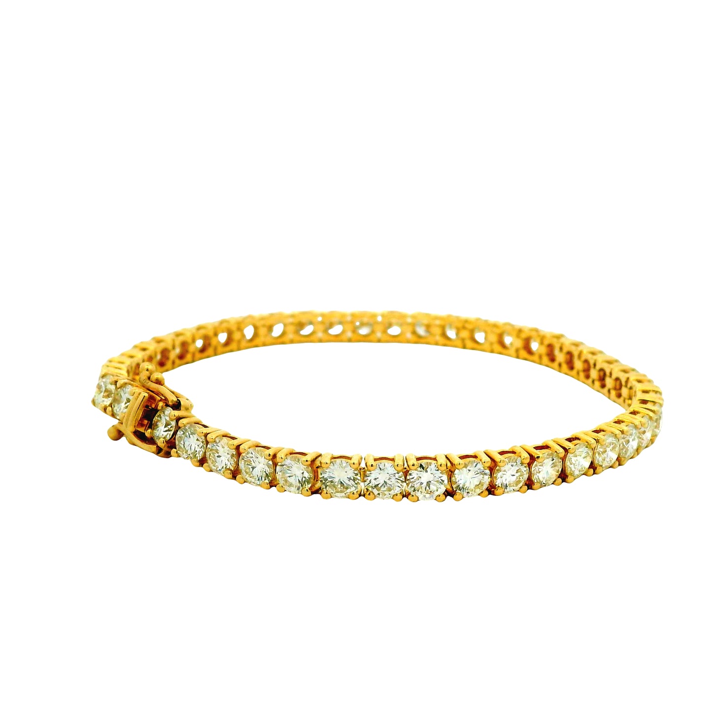 14k Yellow Gold 9.70ctw Round Brilliant Natural Diamond Tennis Bracelet — macro detail of the clasp