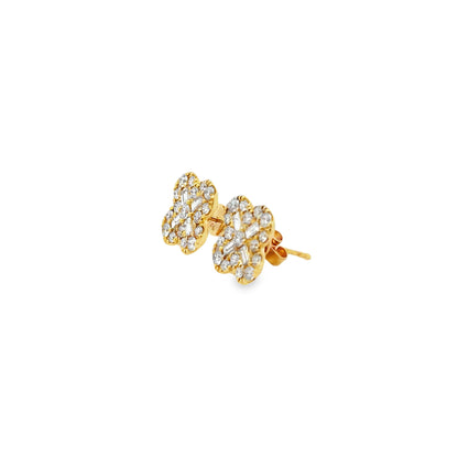 18k Yellow Gold 2.02ctw Round Brilliant and Baguette Diamond Clover Stud Earrings — macro detail of the stone