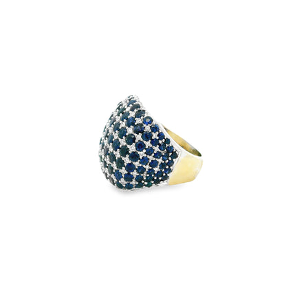 18k Two-Tone Gold 4.94ctw Sapphire and 0.72ctw Diamond Pavé Cocktail Ring — macro detail of the stones