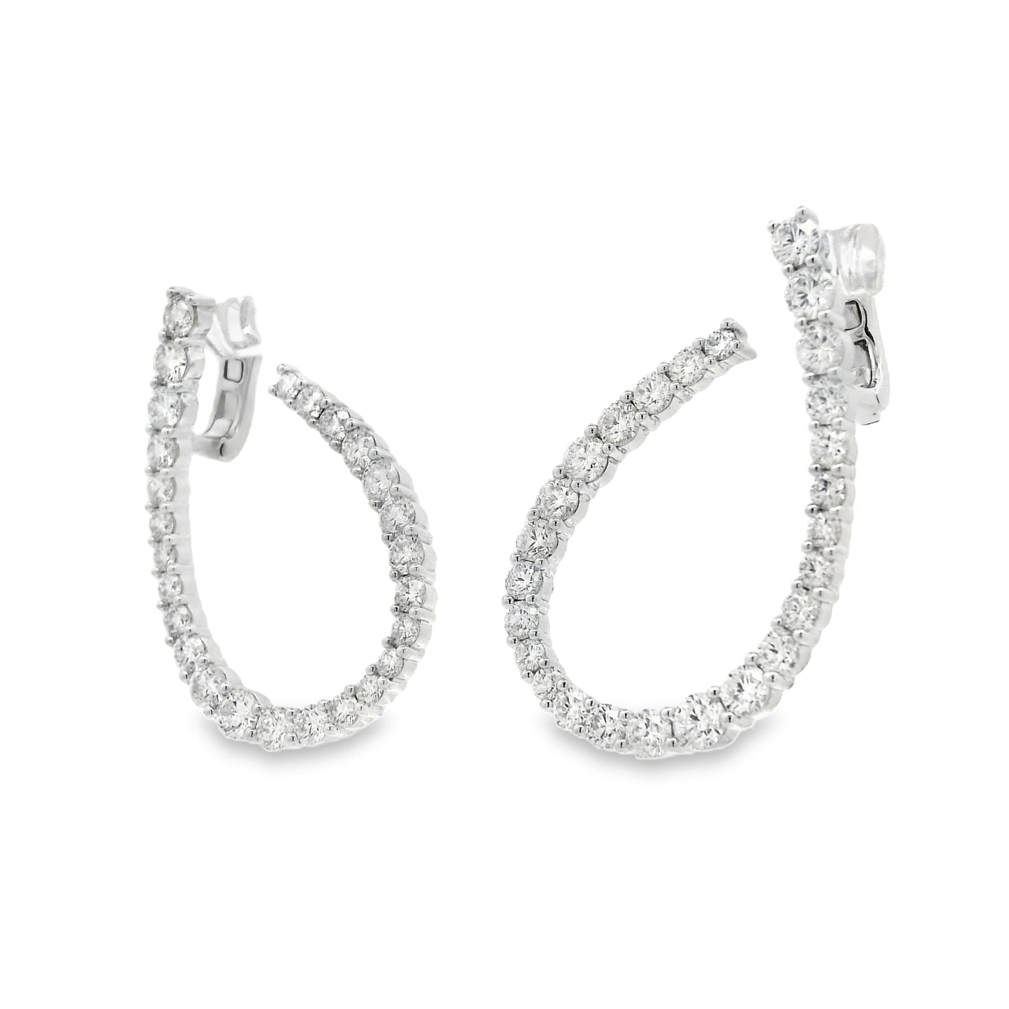18k White Gold 6.14ctw Round Brilliant Diamond Hoop Earrings — macro detail of the stone