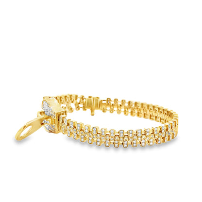 18k Yellow Gold 4.19ctw Round Brilliant Diamond Zipper Bracelet — macro detail of the clasp