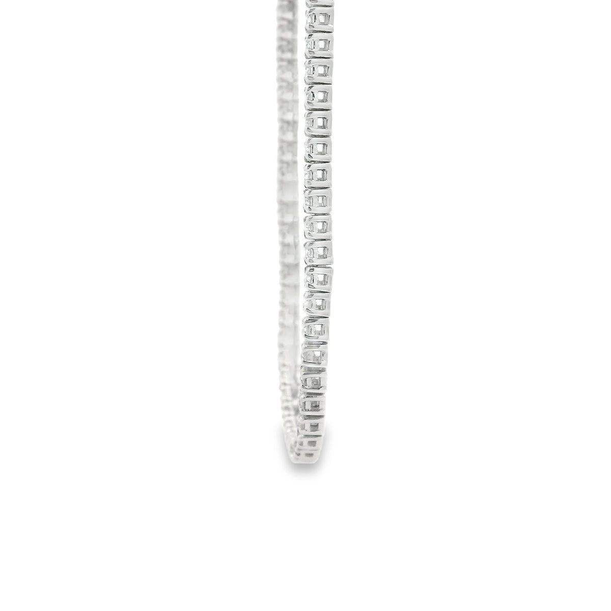 14k White Gold 7.13ctw Round Brilliant Diamond Tennis Necklace 18" — macro detail of the centerpiece