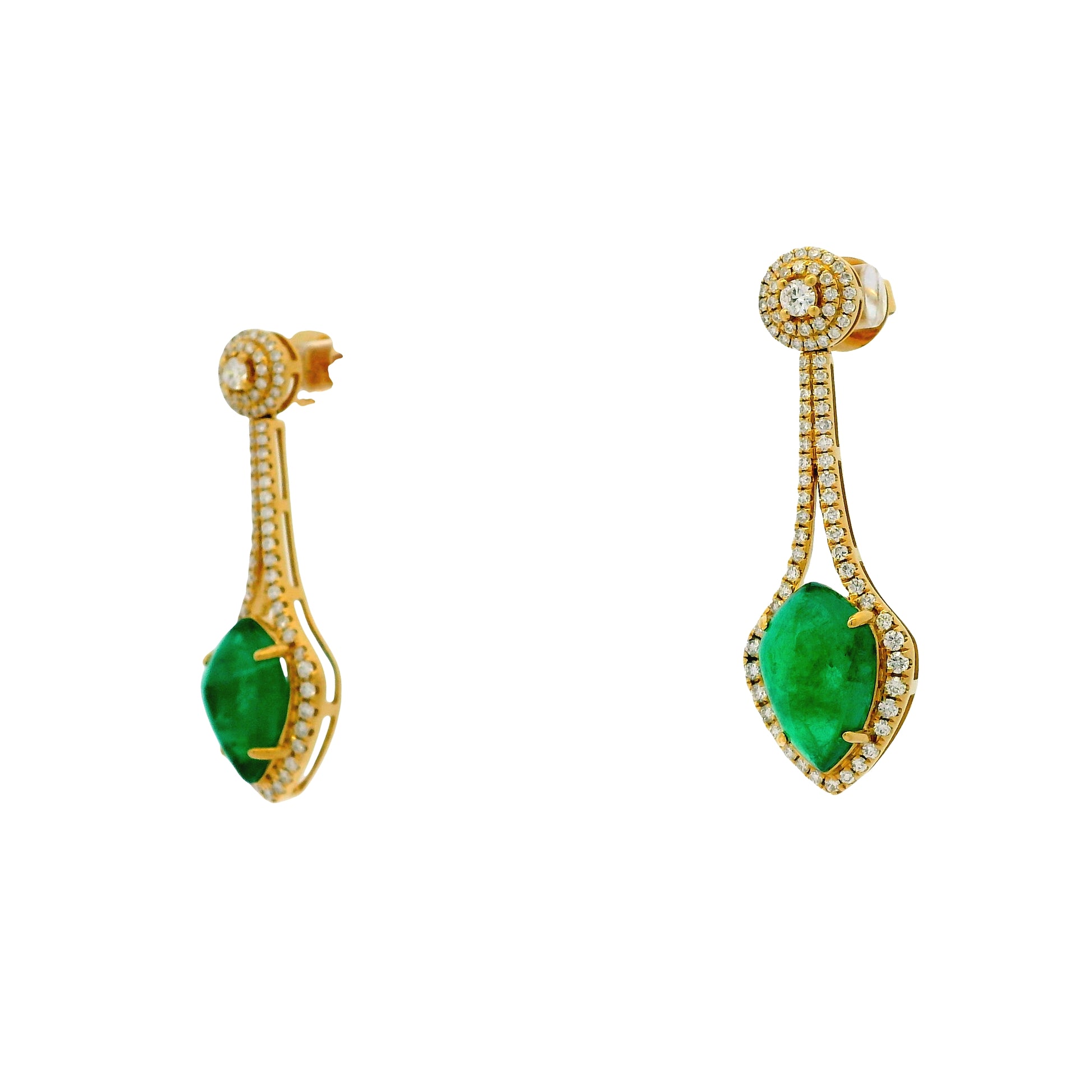 18k Yellow Gold 10.82ct Emerald and 1.50ctw Round Brilliant Diamond Dangle Earrings — macro detail of the stone