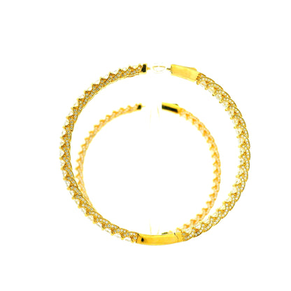 14k Yellow Gold 11.70ctw Round Diamond Inside Out Hoop Earrings — macro detail of the stone