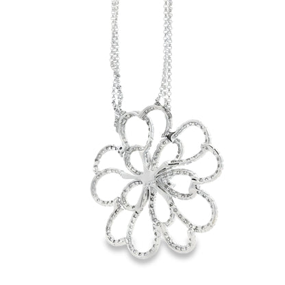 14k White Gold 2.5ctw Round Brilliant Diamond Pavé Floral Pendant Multi-Strand Necklace 18" — clasp detail