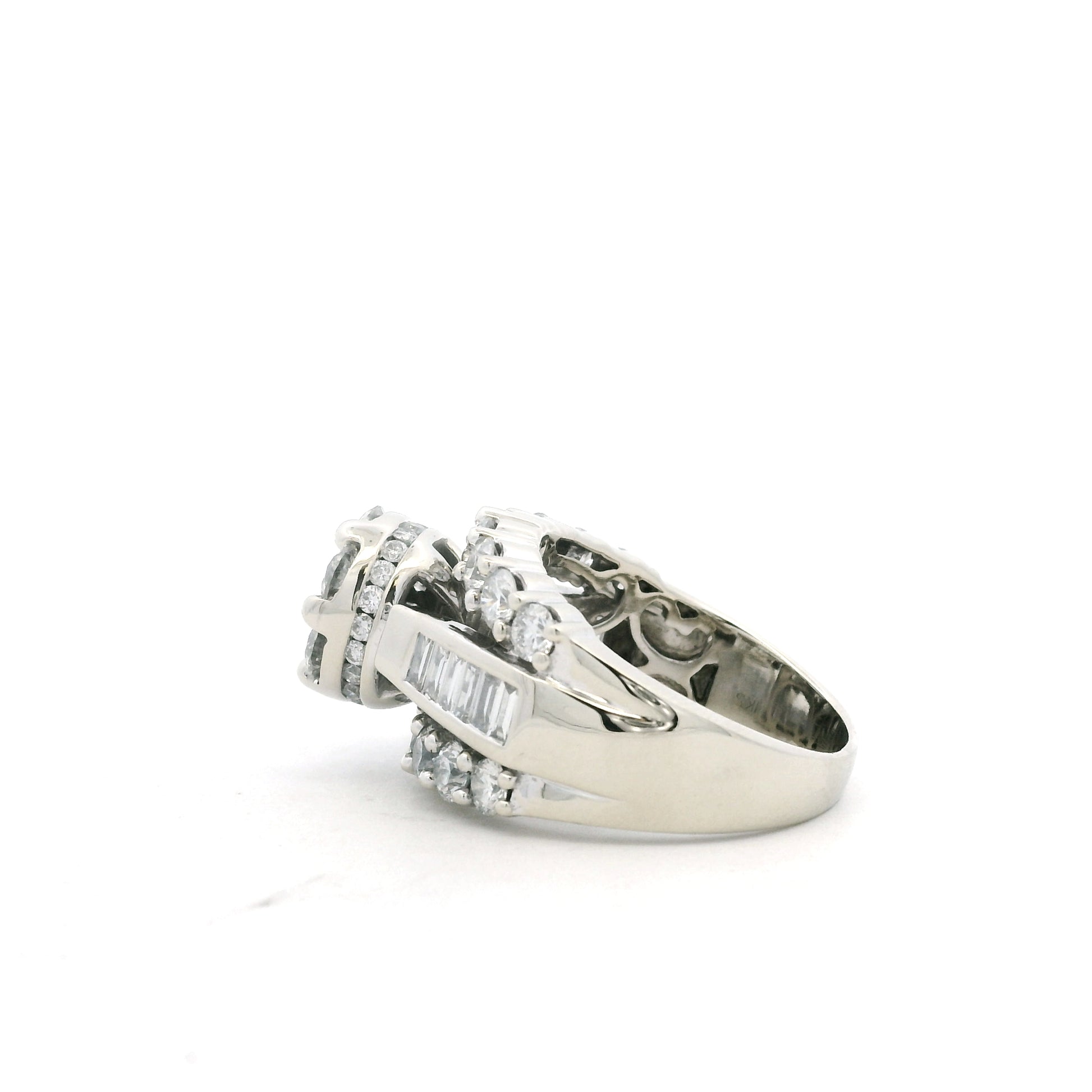 14k White Gold 2.0ctw Round and Baguette Diamond Engagement Ring Set — side profile showing the band