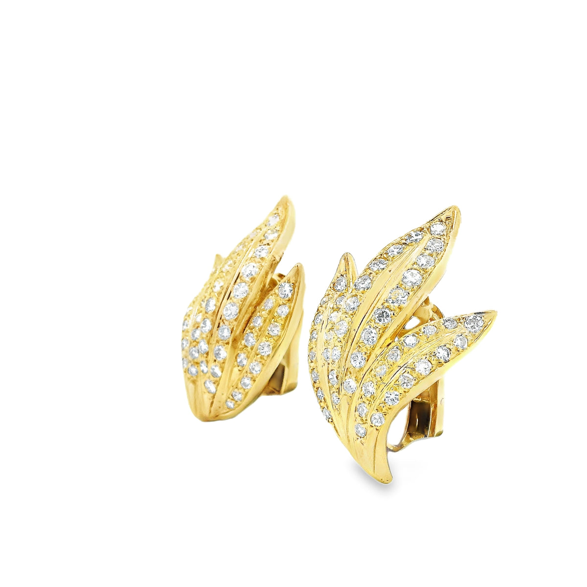 18k Yellow Gold 2.50ctw Round Brilliant Diamond Pavé Leaf Motif Earrings — side profile