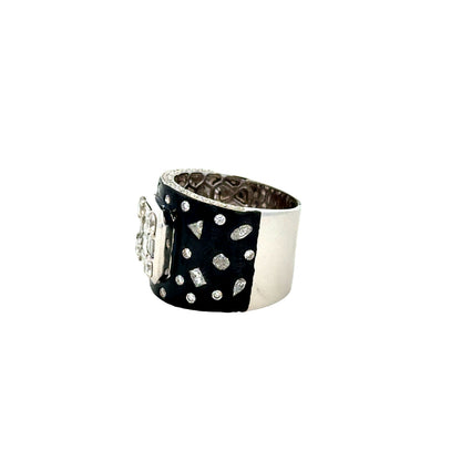 18k White Gold 2.75ctw Round Brilliant and Baguette Diamond Black Enamel Cocktail Ring — side profile showing the band